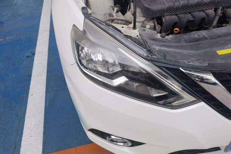 Used Nissan Sylphy 2016 1.6 XL CVT Deluxe Edition Right Front Headlight