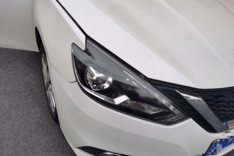 Used Nissan Sylphy 2016 1.6 XL CVT Deluxe Edition Right Front Headlight