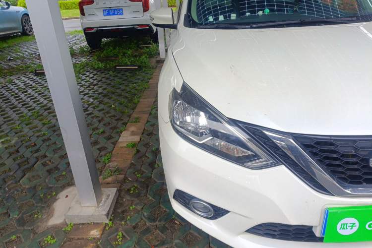 Used Nissan Sylphy 2016 1.6 XL CVT Deluxe Edition Right Front Headlight