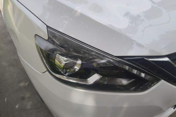 Used Nissan Sylphy 2016 1.6 XL CVT Deluxe Edition Right Front Headlight