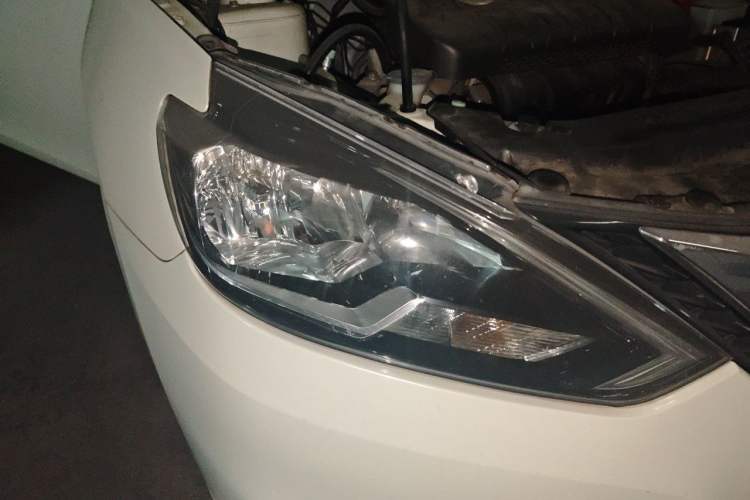 Used Nissan Sylphy 2016 1.6 XL CVT Luxury Edition Right Front Headlight