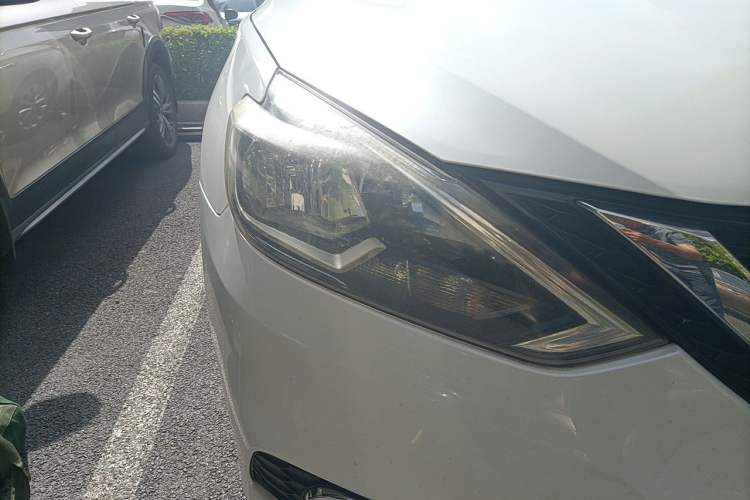 Used Nissan Sylphy 2016 1.6 XL CVT Deluxe Edition Right Front Headlight