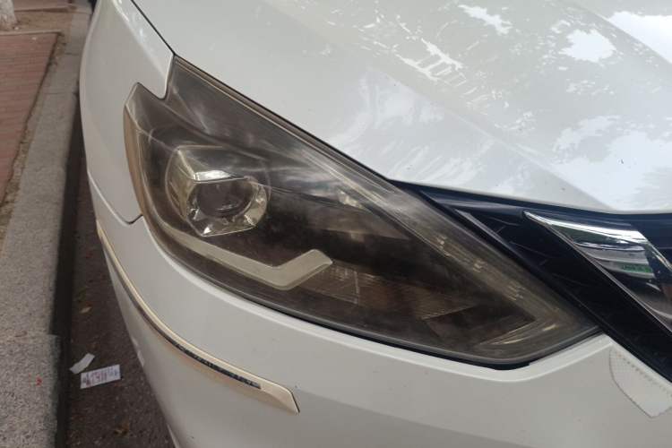 Used Nissan Sylphy 2016 1.6 XL CVT Deluxe Edition Right Front Headlight
