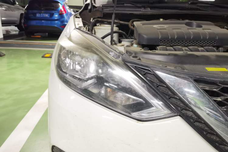Used Nissan Sylphy 2016 1.6 XL CVT Deluxe Edition Right Front Headlight