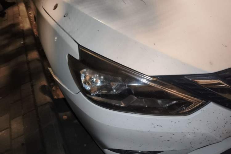Used Nissan Sylphy 2016 1.6 XL CVT Luxury Edition Right Front Headlight