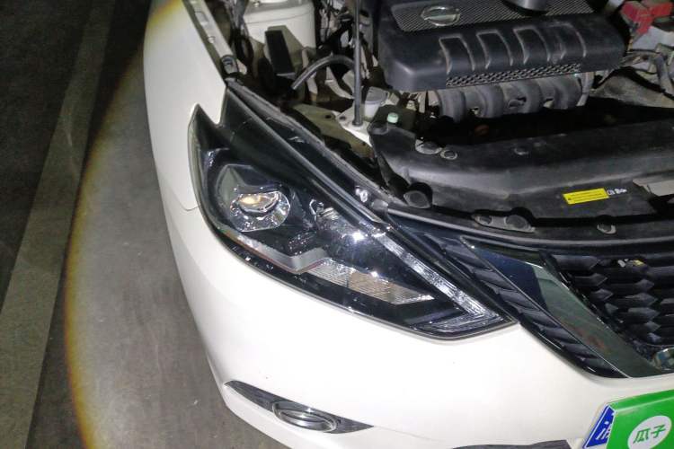 Used Nissan Sylphy 2016 1.6XV CVT Smart Enjoyment Version Right Front Headlight