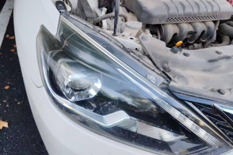 Used Nissan Sylphy 2016 1.6 XL CVT Deluxe Edition Right Front Headlight