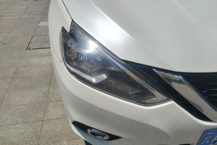 Used Nissan Sylphy 2016 1.6 XL CVT Luxury Edition Right Front Headlight