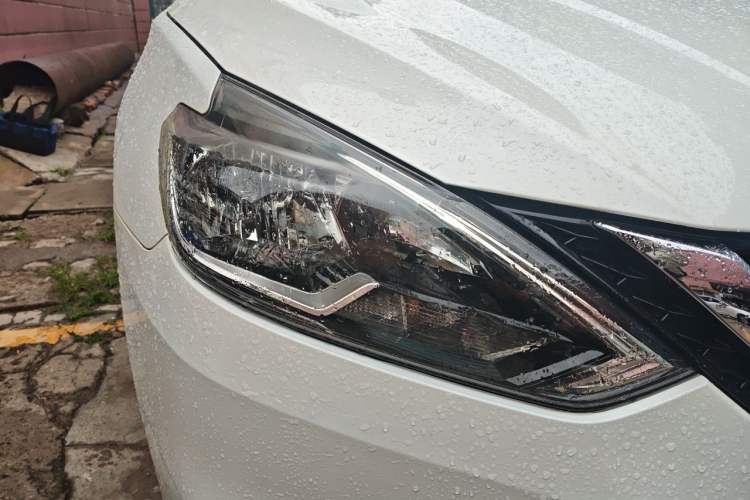 Used Nissan Sylphy 2016 1.6 XL CVT Luxury Edition Right Front Headlight