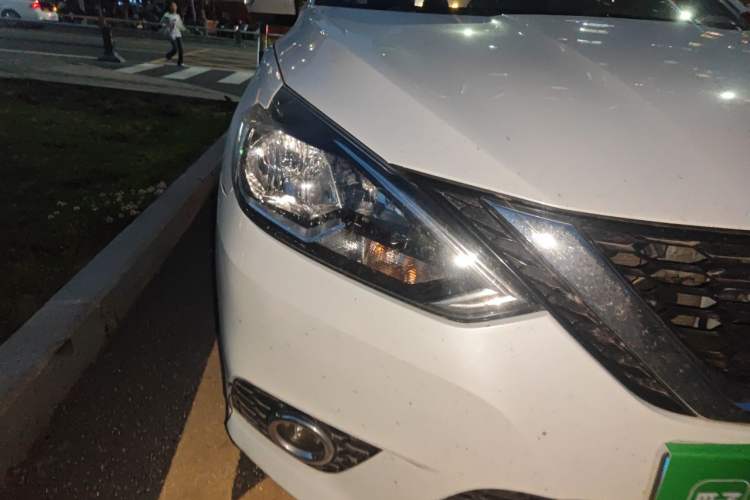 Used Nissan Sylphy 2016 1.6 XL CVT Luxury Edition Right Front Headlight