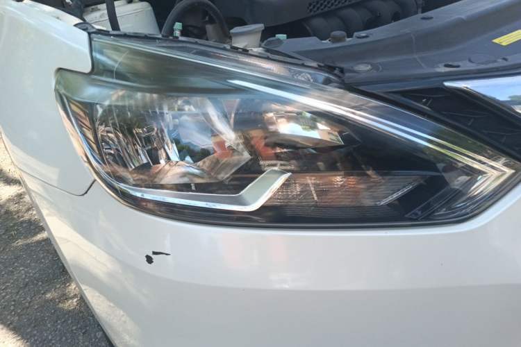 Used Nissan Sylphy 2016 1.6 XL CVT Deluxe Edition Right Front Headlight