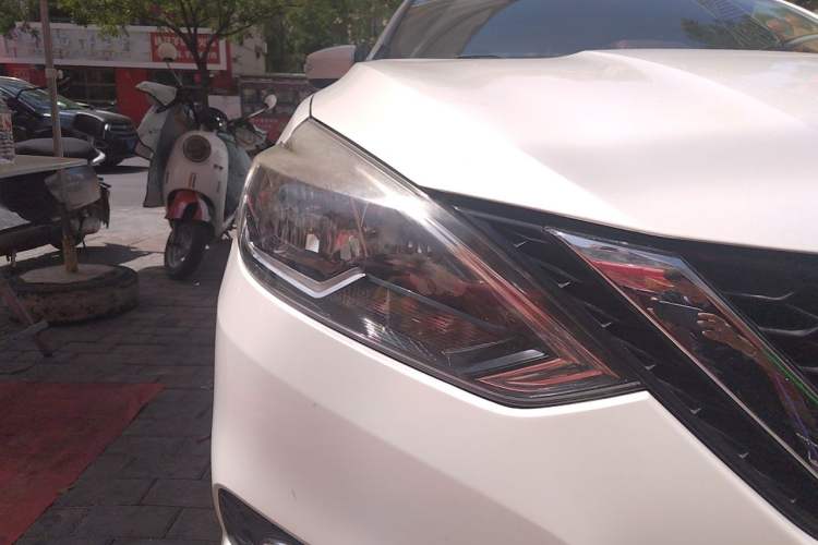 Used Nissan Sylphy 2016 1.6 XL CVT Deluxe Edition Right Front Headlight
