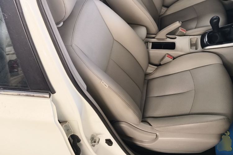Used Nissan Sylphy 2016 1.6 XL Manual Luxury Edition Right Front Seat