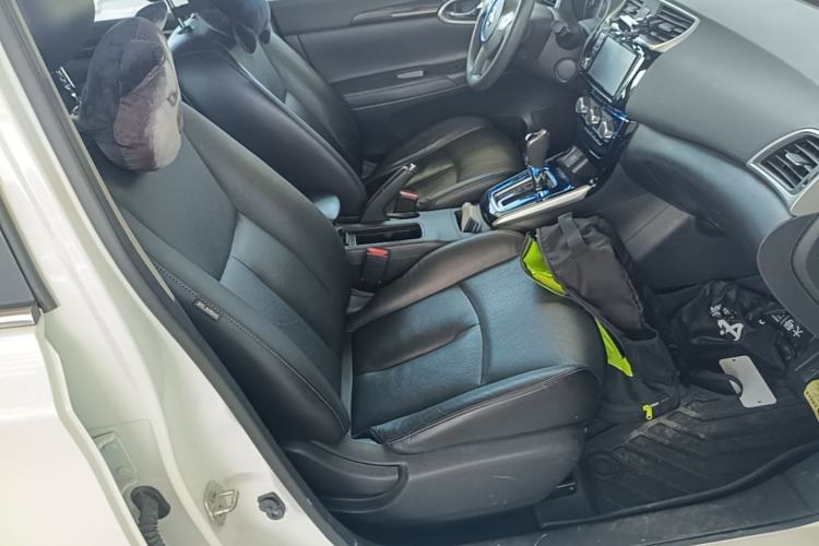 Used Nissan Sylphy 2016 1.6XV CVT Smart Enjoyment Version Right Front Seat