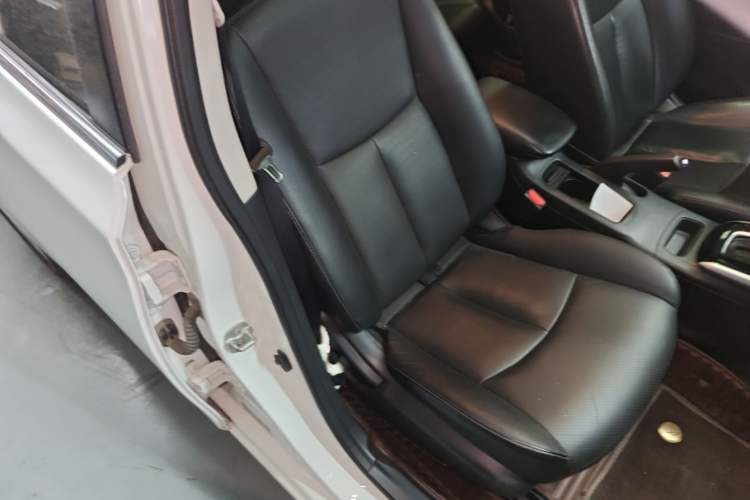 Used Nissan Sylphy 2016 1.6 XL CVT Luxury Edition Right Front Seat