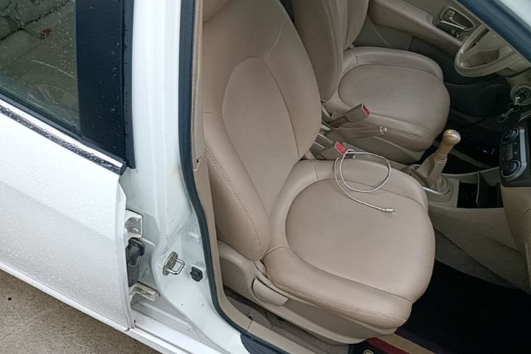 Used Nissan Sylphy 2016 Classic 1.6XE Manual Comfort Edition Right Front Seat