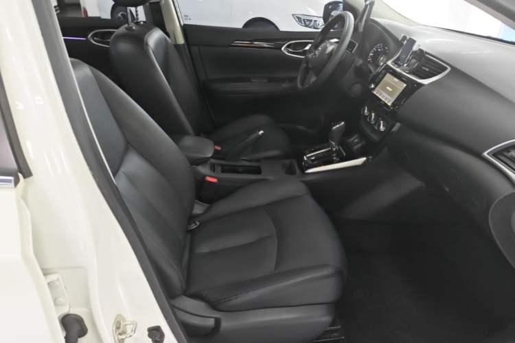 Used Nissan Sylphy 2016 1.6XV CVT Smart Enjoyment Version Right Front Seat