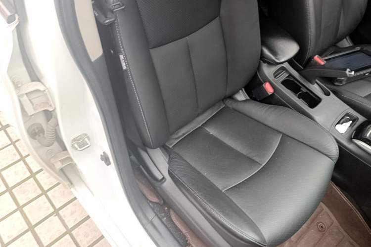 Used Nissan Sylphy 2016 1.6 XL CVT Luxury Edition Right Front Seat