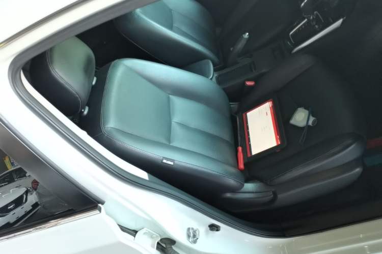 Used Nissan Sylphy 2016 1.6 XL CVT Luxury Edition Right Front Seat