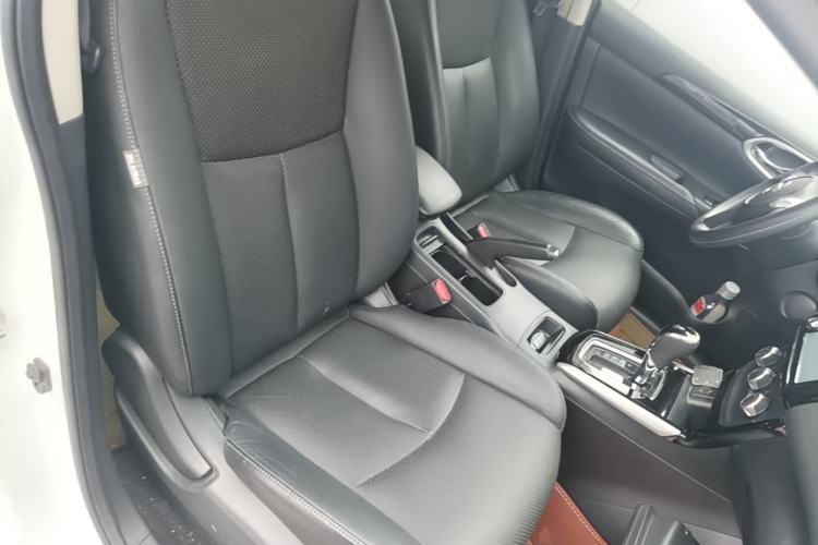 Used Nissan Sylphy 2016 1.6 XL CVT Luxury Edition Right Front Seat