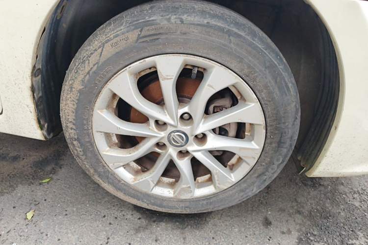Used Nissan Sylphy 2016 1.6 XL CVT Deluxe Edition Right Front Wheel Hub