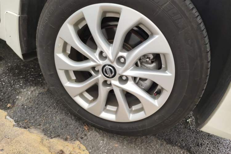 Used Nissan Sylphy 2016 1.6XV CVT Smart Enjoyment Version Right Front Wheel Hub