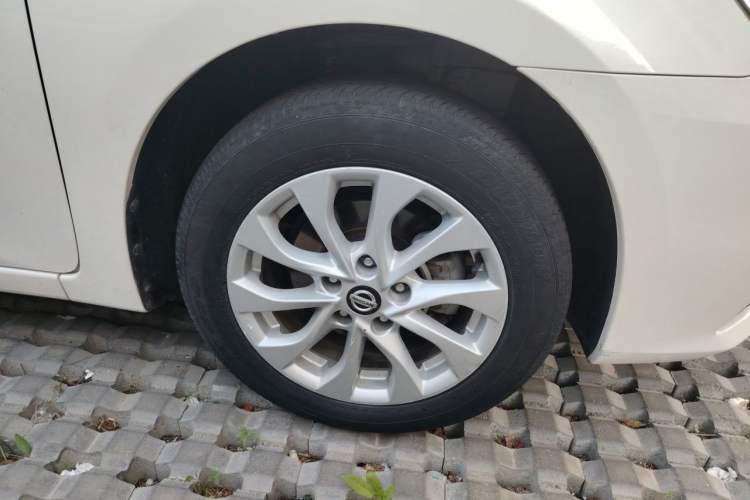 Used Nissan Sylphy 2016 1.6XV CVT Smart Enjoyment Version Right Front Wheel Hub