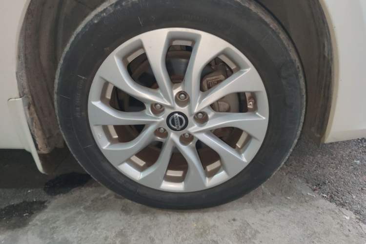 Used Nissan Sylphy 2016 1.6XV CVT Smart Enjoyment Version Right Front Wheel Hub
