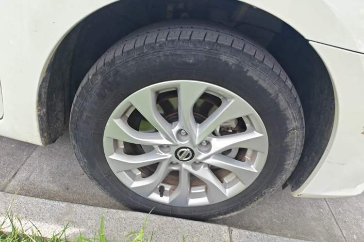 Used Nissan Sylphy 2016 1.6XV CVT Smart Enjoyment Version Right Front Wheel Hub