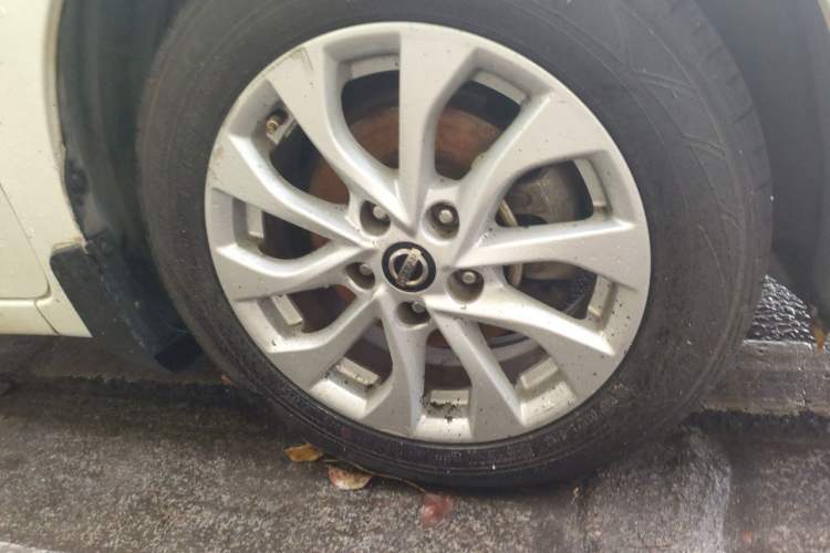 Used Nissan Sylphy 2016 1.6XV CVT Smart Enjoyment Version Right Front Wheel Hub