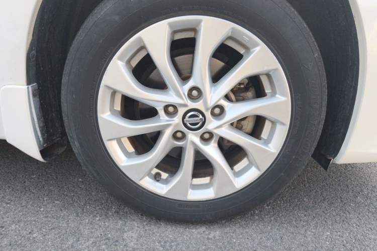 Used Nissan Sylphy 2016 1.6XV CVT Smart Enjoyment Version Right Front Wheel Hub