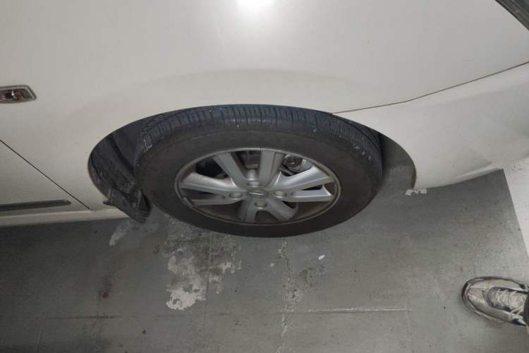 Used Nissan Sylphy 2016 Classic 1.6XE Automatic Leading Edition Right Front Wheel Hub
