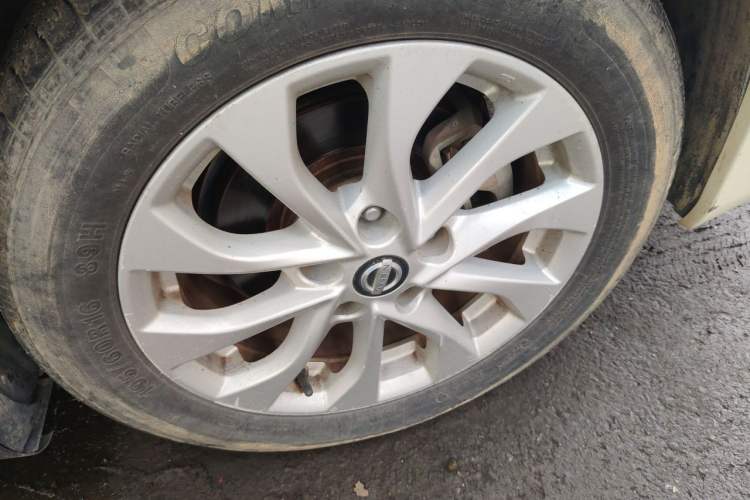 Used Nissan Sylphy 2016 1.6XV CVT Smart Enjoyment Version Right Front Wheel Hub