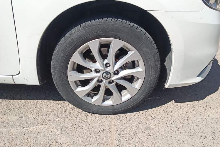 Used Nissan Sylphy 2016 1.6XV CVT Smart Enjoyment Version Right Front Wheel Hub