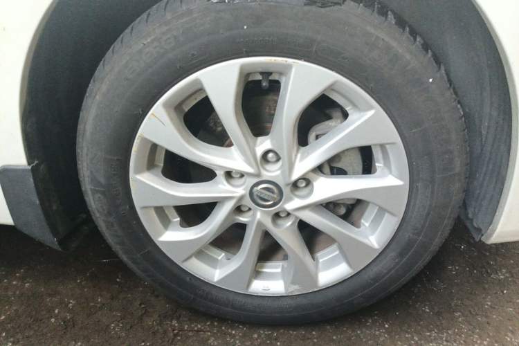 Used Nissan Sylphy 2016 1.6XV CVT Smart Enjoyment Version Right Front Wheel Hub