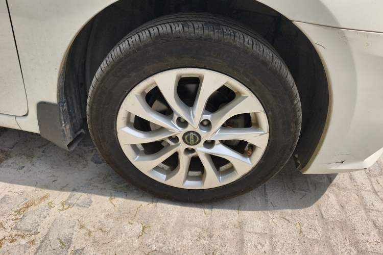 Used Nissan Sylphy 2016 1.6 XL CVT Luxury Edition Right Front Wheel Hub