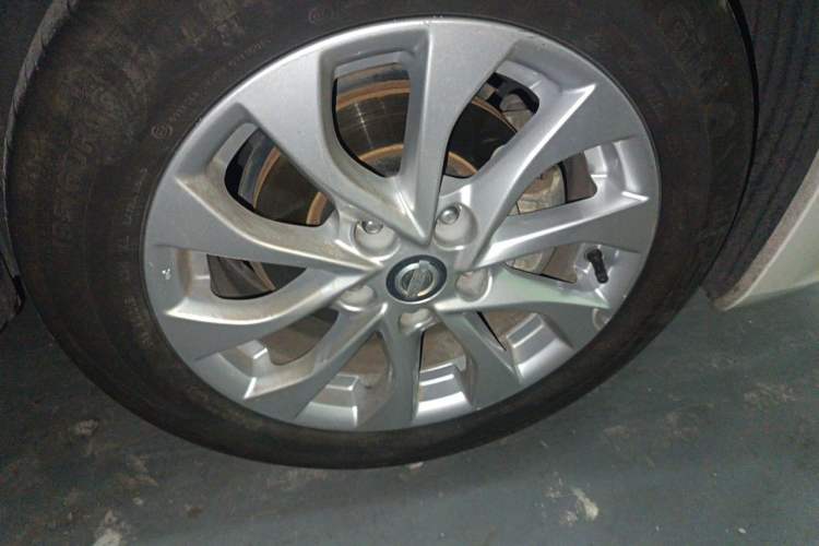 Used Nissan Sylphy 2016 1.6XV CVT Smart Enjoyment Version Right Front Wheel Hub