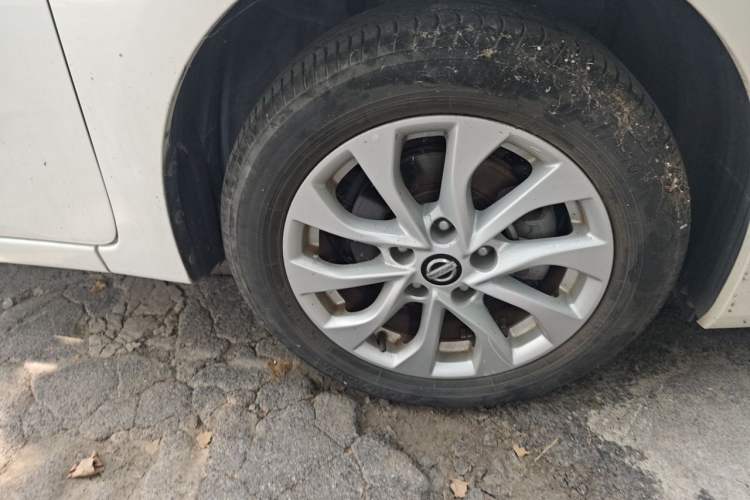 Used Nissan Sylphy 2016 1.6 XL CVT Deluxe Edition Right Front Wheel Hub