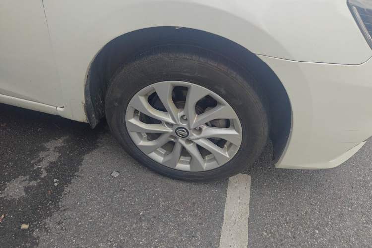 Used Nissan Sylphy 2016 1.6 XL CVT Luxury Edition Right Front Wheel Hub
