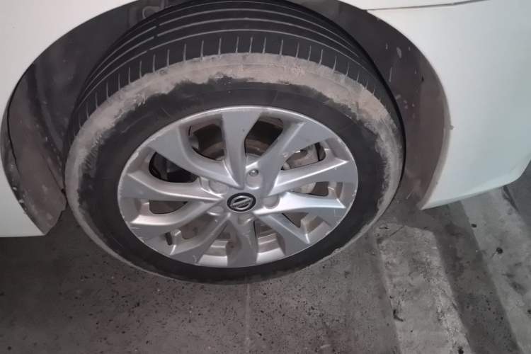 Used Nissan Sylphy 2016 1.6 XL CVT Deluxe Edition Right Front Wheel Hub