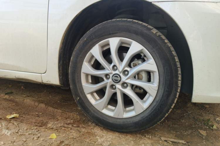 Used Nissan Sylphy 2016 1.6XV CVT Smart Enjoyment Version Right Front Wheel Hub