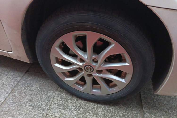 Used Nissan Sylphy 2016 1.6 XL Manual Luxury Edition Right Front Wheel Hub