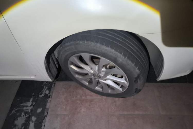 Used Nissan Sylphy 2016 1.6XV CVT Smart Enjoyment Version Right Front Wheel Hub