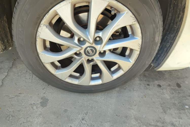Used Nissan Sylphy 2016 1.6 XL CVT Luxury Edition Right Front Wheel Hub