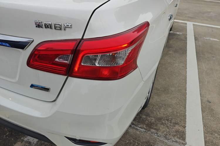 Used Nissan Sylphy 2016 1.6 XL CVT Deluxe Edition Right Rear Taillight