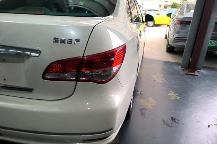 Used Nissan Sylphy 2016 Classic 1.6XE Automatic Leading Edition Right Rear Taillight