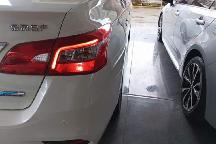 Used Nissan Sylphy 2016 1.6XV CVT Smart Enjoyment Version Right Rear Taillight