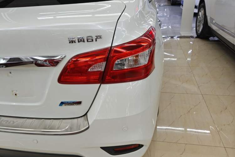 Used Nissan Sylphy 2016 1.6 XL CVT Deluxe Edition Right Rear Taillight