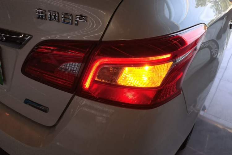 Used Nissan Sylphy 2016 1.6 XL CVT Luxury Edition Right Rear Taillight