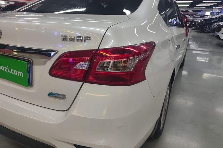 Used Nissan Sylphy 2016 1.6XV CVT Smart Enjoyment Version Right Rear Taillight